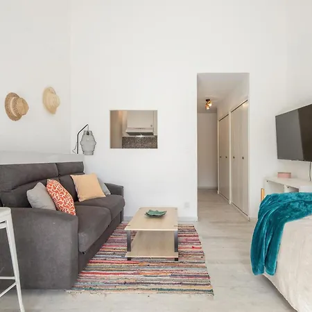بيت للعطل Calypso Centre-port آجد